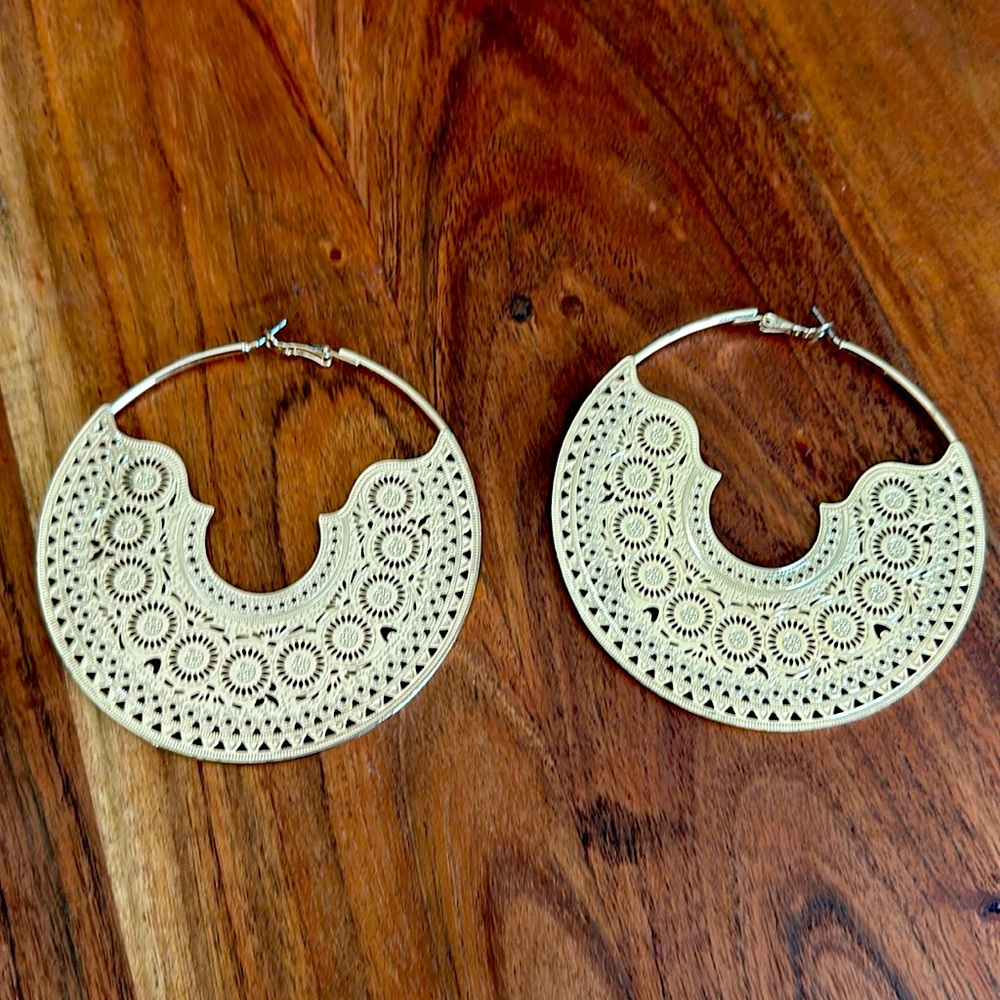 Natasha Couture Gold Filigree Hoop Earrings